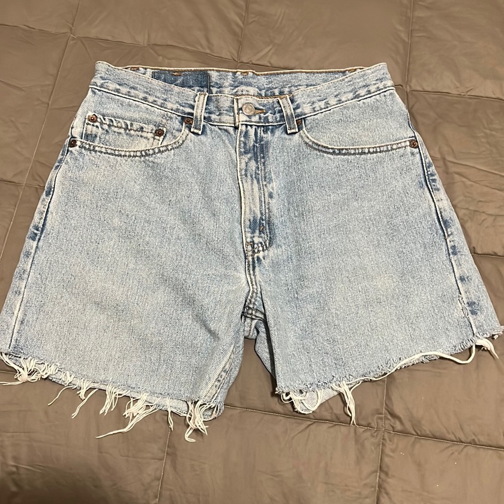 Levi’s Cut-off Shorts